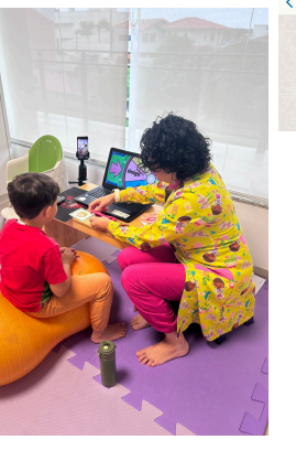 Sessão de terapia infantil em ambiente clínico
